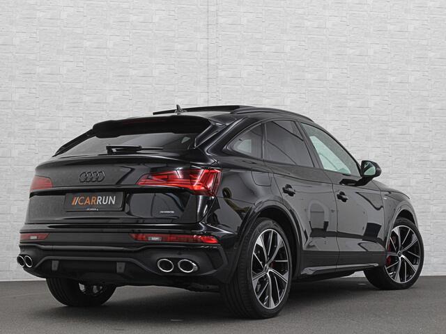 Audi Q5 Sportback 300pk TFSI e S-Line Competition | RS-Leder | Luchtvering | 360 Camera | Panorama | B&O | ACC | SQ5 Diffuser | Sfeerverlichting | Trekhaak | Stoelverwarming V+A | LED-Matrix | Keyless-Entry | Memory | Zonwering | Standkachel | Stuurverwarming | 2