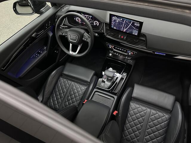 Audi Q5 Sportback 300pk TFSI e S-Line Competition | RS-Leder | Luchtvering | 360 Camera | Panorama | B&O | ACC | SQ5 Diffuser | Sfeerverlichting | Trekhaak | Stoelverwarming V+A | LED-Matrix | Keyless-Entry | Memory | Zonwering | Standkachel | Stuurverwarming | 2