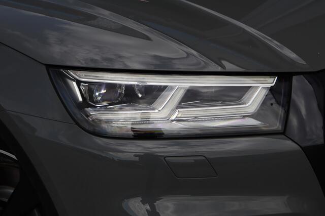 Audi Q5 2.0 TFSI Quattro S Line Black Edition | Pano | RS Stoelen | Camera | Luchtvering |