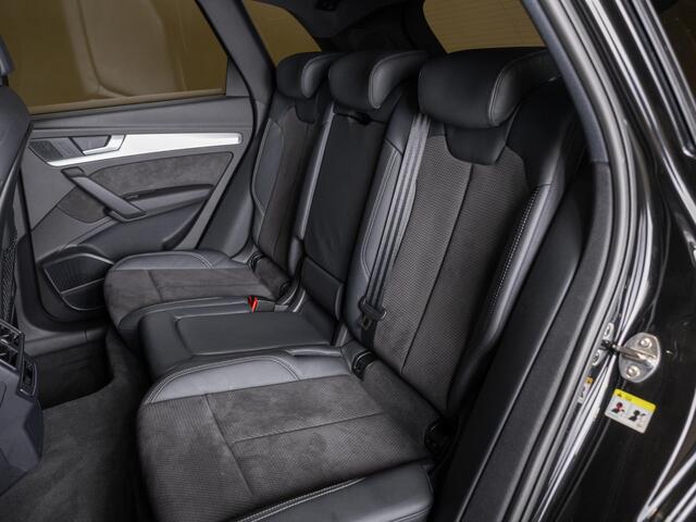 Audi Q5 2.0 TFSI quattro Sport 2x S-Line / 252pk / Trekhaak / B&O / Achteruitrij camera / Dodehoek detectie / Head-up display /
