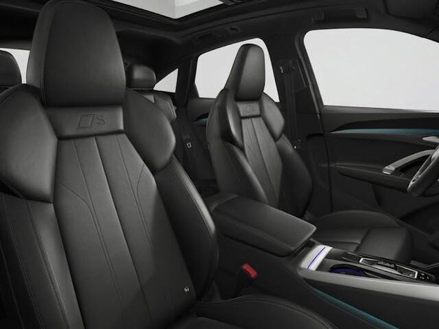 Audi Q5 Sportback S edition Competition e-hybrid 367 pk | Panorama-glasdak | Trekhaak, elektr | MMI experience plus met B&O | MMI bijrijdersdisplay |