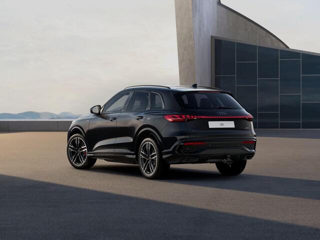 Audi Q5 E-Hybrid Quattro S Edition , pano, tr.haak, 21", matrix-LED, bijrijdersdisplay, 360 camera, keyless, ACC, privacy