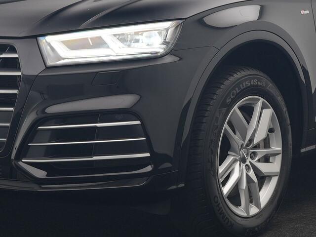 Audi Q5 55 TFSI e S Line PHEV 367pk Dealer O.H. | Voorstoelen Verwarmd | Apple Carplay | Keyless Entry | Drive Select | Cruise Control | DAB | 18"L.M | Navigatie | Plug In Hybrid |