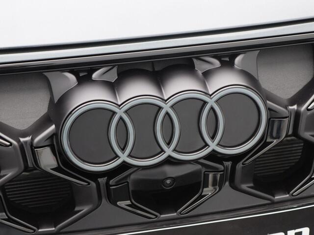 Audi Q5 S edition Competition e-hybrid 27 | 367 PK | 21 inch velgen | Privacy glas | Rode remzadels | Panoramadak | Bang & Olufson 3D |