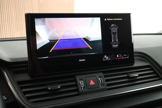 Audi Q5 55 TFSI e 376pk S edition Trekhaak Camera Luchtvering Stoelverwarming Keyless Massage Navigatie S-Line