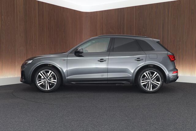 Audi Q5 55 TFSI e 376pk S edition Trekhaak Camera Luchtvering Stoelverwarming Keyless Massage Navigatie S-Line