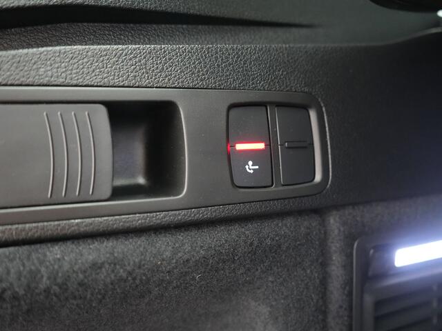 Audi Q5 50 TFSI e Advanced edition PHEV 300pk | Trekhaak Af Fabriek | Panodak | 360 Camera | Lederen Comfortzetels Verwarmd | Cruise Control | Virtual | Navigatie | DAB | Plug In Hybrid |