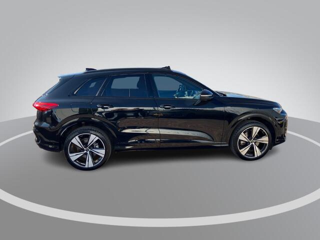 Audi Q5 40TFSIe 220KW/299PK Quatro S-edition Panoramadak · 360° Camera + parkeersensoren · Apple/Android Car Play · Fabrieksgarantie t/m 22-09-2029 of 100.000Km