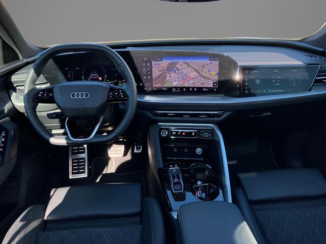 Audi Q5 40TFSIe 220KW/299PK Quatro S-edition Panoramadak · 360° Camera + parkeersensoren · Apple/Android Car Play · Fabrieksgarantie t/m 22-09-2029 of 100.000Km