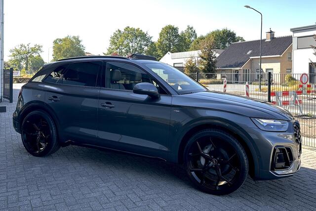 Audi Q5 55 TFSIe S-Line Pano RS Leder Lucht HuD Trekhaak