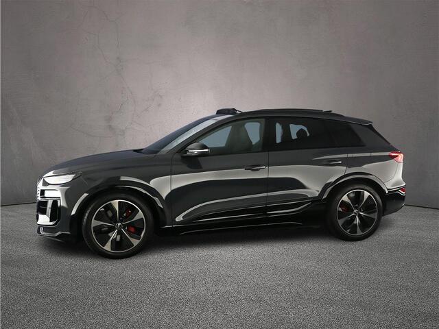 Audi Q6 SQ6 e-tron Edition One 490PK | Pano | B&O | Top-View | Head-Up | 21-Inch | Matrix | Carbon | MMI Pro | Stoelverwarming Voor + Achter |