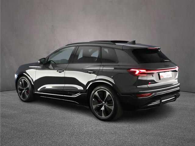 Audi Q6 SQ6 e-tron Edition One 490PK | Pano | B&O | Top-View | Head-Up | 21-Inch | Matrix | Carbon | MMI Pro | Stoelverwarming Voor + Achter |