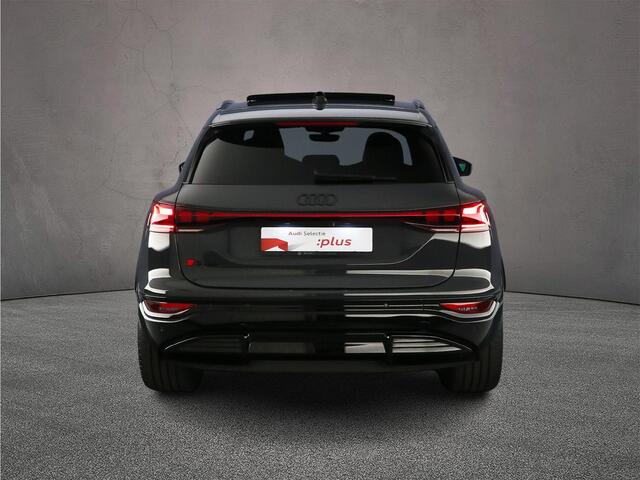 Audi Q6 SQ6 e-tron Edition One 490PK | Pano | B&O | Top-View | Head-Up | 21-Inch | Matrix | Carbon | MMI Pro | Stoelverwarming Voor + Achter |