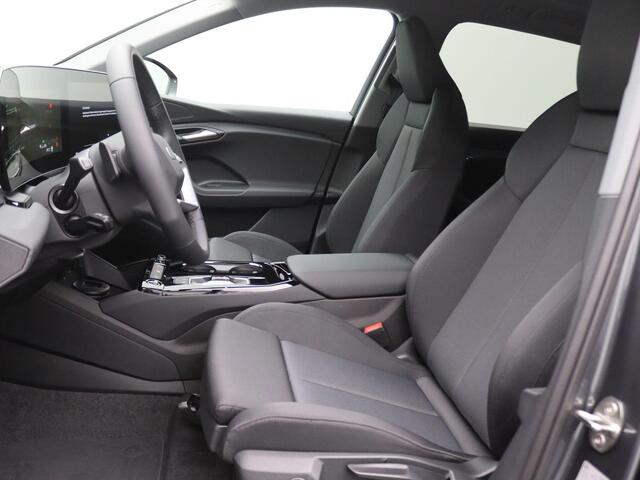 Audi Q6 e-tron Launch edition 83 kWh 252PK Panoramadak, Trekhaak, Keyless, Warmtepomp, 360gr. Camera, Stoelverwarming, LED Plus, Elektr. Achterklep, 20" LM Velgen
