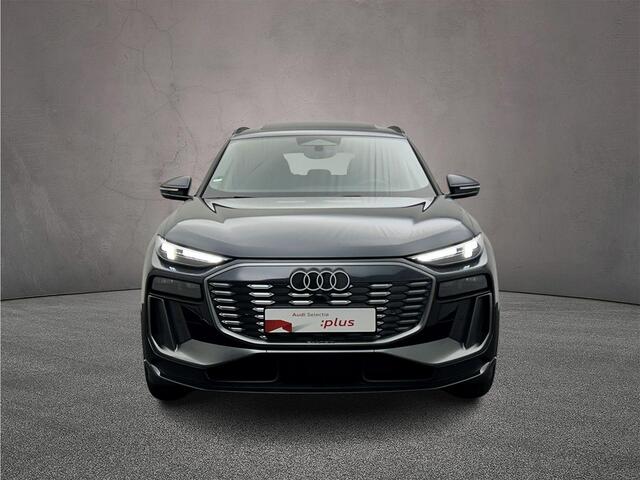 Audi Q6 e-tron Advanced edition 100 kWh | Trekhaak | Luchtvering| Memory | Pano | Oled | Matrix | Tech pro | MMI-bijrijdersscherm | 360 Camera |