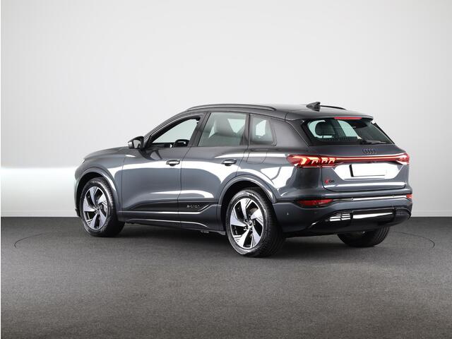 Audi Q6 e-tron S edition performance 100 kWh 306pk | Pack Tech Pro | MMI bijrijdersscherm | Stuurverwarming