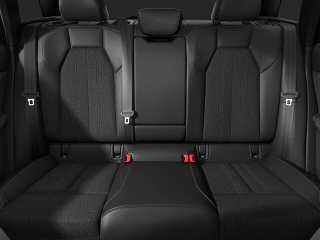 Audi Q6 e-tron S edition 83Kwh 252 pk SUV | Tech pakket plus | Glazen panoramadak | Trekhaak | Privacy glas |