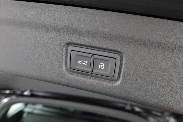 Audi Q6 e-tron S edition performance 100 Kwh 225 kW / 306 pk | Tech pro | Comfortpakket pro | S line exterieur