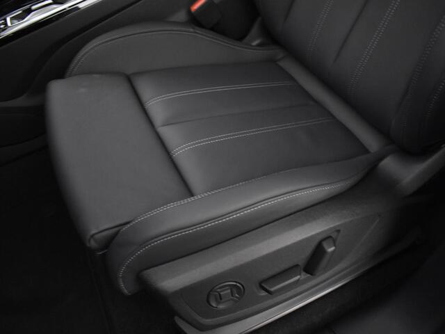 Audi Q6 e-tron Advanced edition (B1) e-tron 55 285kW/388pk 100Kw · Panorama dak · Assistentiepakket Veiligheid · Techniekpakket Pro