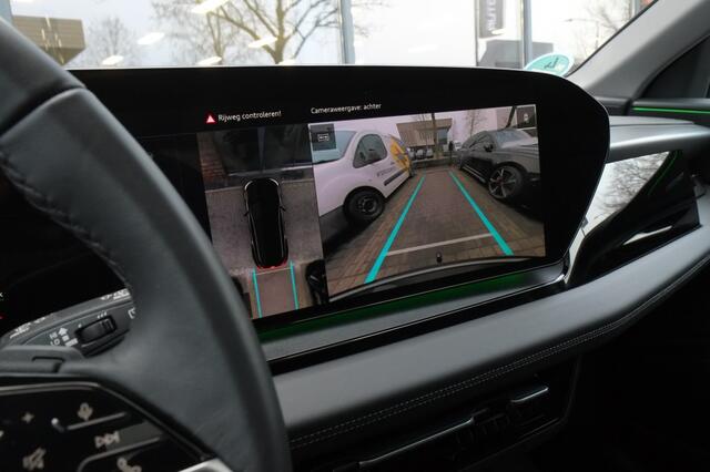 Audi Q6 e-tron quattro 285 kW Trekhaak, Panoramadak, Head-up