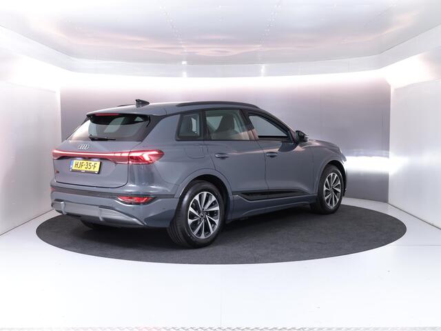 Audi Q6 e-tron Advanced edition e-tron perf 225kW/306pk 100Kwh Ha Tech Plus pakket, sportstoelen met leder, bumpers in kleur carrosserie, omgevingscamera's