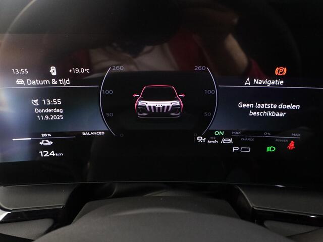 Audi Q6 e-tron Advanced edition e-tron perf 225kW/306pk 100Kwh Ha Tech Plus pakket, sportstoelen met leder, bumpers in kleur carrosserie, omgevingscamera's