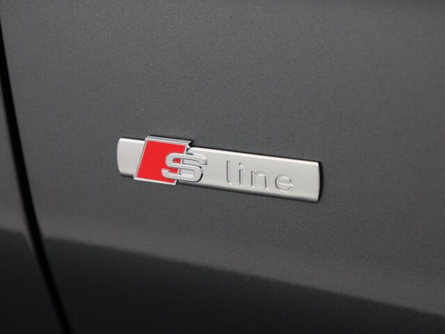 Audi Q6 Sportback e-tron | S edition | performance 100 kWh | 21 inch | Privacy glas | Trekhaak | Panoramadak | Luchtvering
