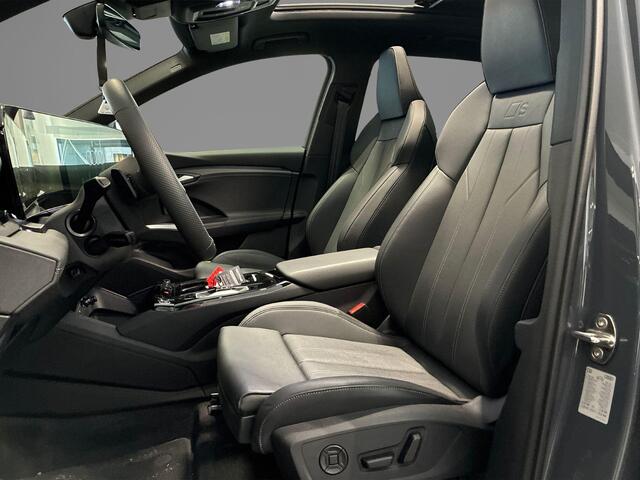 Audi Q6 e-tron edition 83 kWh 252pk · SOH 96,3% · Panoramadak · 360 Camera · Inklap. Trekhaak · Luchtvering · Stuur- & Stoelverwarming · Apple/Android Car Play · Garantie t/m 13-07-2030 of 100.000km