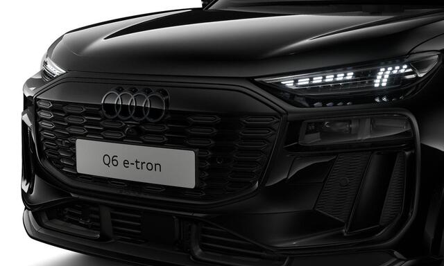 Audi Q6 e-tron S edition performance 100 kWh | Trekhaak | Adaptieve Luchtvering | Adaptieve Cruise | Panorama Dak | Head-up | B&O 3D | Matrix LED | Camera | Navigatie-pakket | Pak Tech | Interieur-pakket |