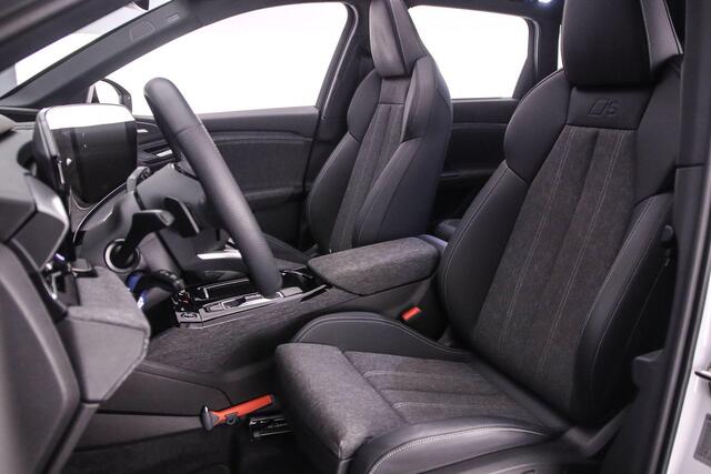 Audi Q6 e-tron S edition 100 kWh | Trekhaak | Adaptieve Luchtvering | Panorama Dak | Adaptieve Cruise | Head-up | B&O | Navigatie-pakket | Pack Tech | Trekhaak-pakket |