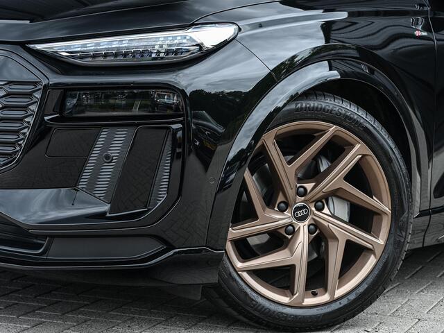 Audi Q6 e-tron Launch edition 83 kWh | Panoramadak | 360 Camera | B&O | HUD | Luchtvering | Ambiance Interieur | Stuur- Stoelverwarming | Memory Seats |