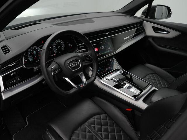 Audi Q7 Competition 60 TFSI e 456 pk Tiptronic quattro | Panoramadak | Achteruitrijcamera | Head-up display | Soft-Close portieren | Sportstoelen Plus | Leder | Bang & Olufsen sound
