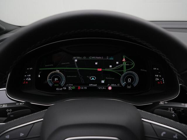Audi Q7 Pro Line S Competition 60 TFSI e 490 pk tiptronic quattro | Panoramadak | Trekhaak | Valcona leder | Laser LED | Sportstoelen Plus | Uitgebreid lederpakket | Vierwielbesturing