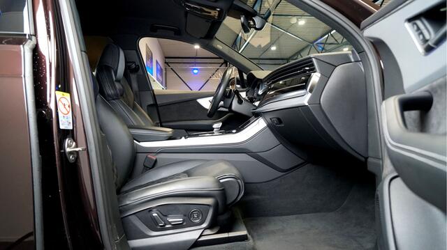 Audi Q7 55 TFSI e quattro 280kW/381pk Aut8 Pro Line S LUCHTVERING + MATRIX LED + BANG&OLUFSEN + LEER + STOELMASSAGE&-VENTILATIE + BLACK OPTIEK + 360 CAMERA + KEYLESS DRIVE + DODEHOEK MELDER + LANE ASSIST + STOELVERWARMING V&A + PARKSENSOREN + 21" LM-VELGEN!!