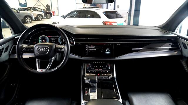 Audi Q7 60 TFSI e quattro 340kW/462pk Aut8 Pro Line S Competition PANORAMADAK + LUCHTVERING + MATRIX LED + BANG&OLUFSEN + LEER + STOELMASSAGE&-VENTILATIE + BLACK OPTIEK + 360 CAMERA + KEYLESS DRIVE + DODHOEK MELDER + LANE ASSIST + STOELVERWARMING V&A + PARKSENSOR
