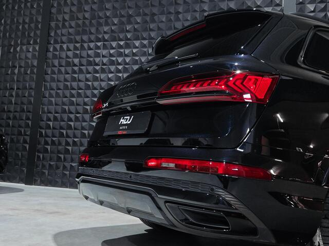 Audi Q7 60 TFSI e Competition | PANO | HUD | Laser Li. | Trekh. |S-Stoelen | Vent-Mass | Volleder | Bose| 22" | Ak. glas |