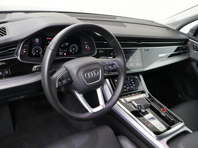 Audi Q7 55 TFSI e quattro Pro Line Plus | 381 PK | Automaat | Panoramadak | Multifunctioneel stuurwiel | Adaptive Cruisecontrol | Trekhaak |