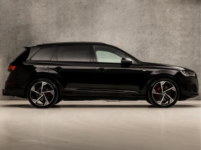Audi Q7 55 TFSI quattro S-Line Sport 7 Persoons 340Pk Automaat (PANORAMADAK, MATRIX LED, LUCHTVERING, HEAD-UP DISPLAY, BANG&OLUFSEN, TREKHAAK, MEMORY SEATS, APPLE CARPLAY, NIEUWSTAAT)