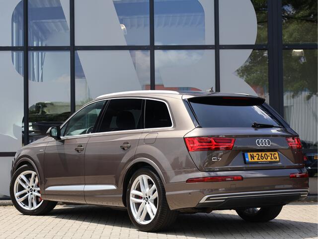 Audi Q7 3.0 TDI e-tron quattro Sport S-line *Luchtvering*HUD*ACC*Haak*Cam*