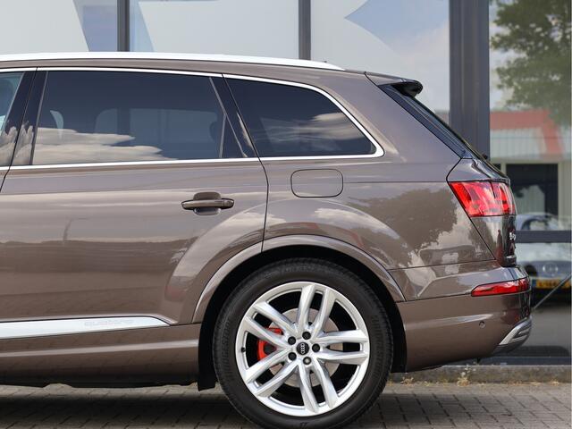 Audi Q7 3.0 TDI e-tron quattro Sport S-line *Luchtvering*HUD*ACC*Haak*Cam*