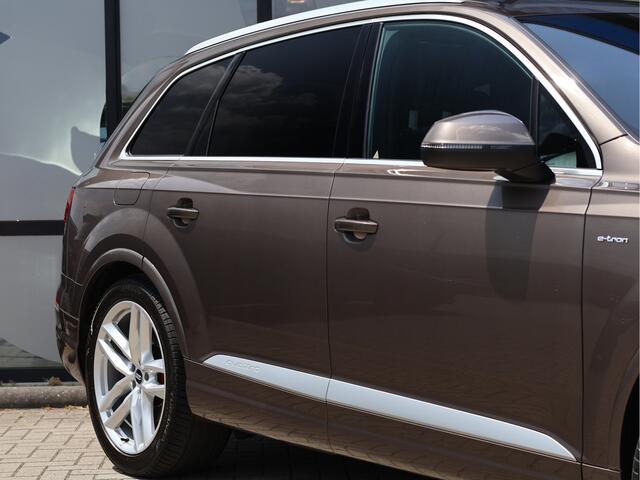 Audi Q7 3.0 TDI e-tron quattro Sport S-line *Luchtvering*HUD*ACC*Haak*Cam*