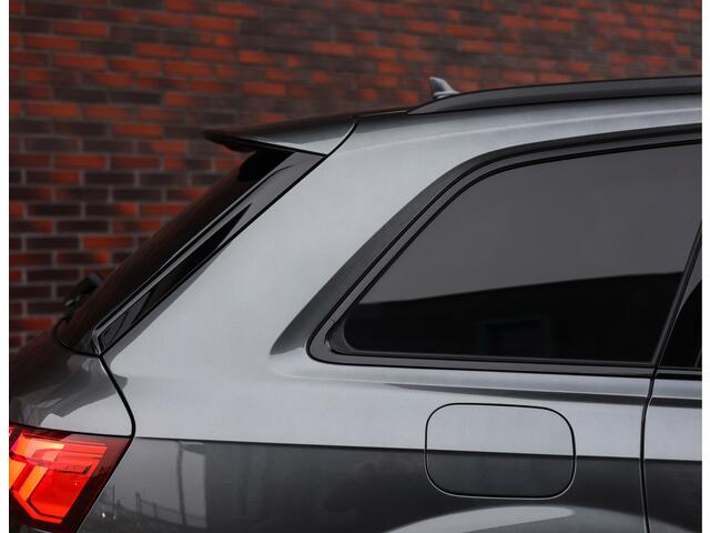Audi Q7 60 TFSIe Quattro | Trekhaak - Head-Up - 360 - Alcantara