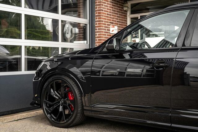 Audi Q7 60 TFSI e quattro Competition | Panorama | Luchtvering | Head-up | Bose | Stoelventilatie/verwarming | Massage | Keyless | Camera | Virtual cockpit | Matrix-led | ACC | Trekhaak | 23 inch |