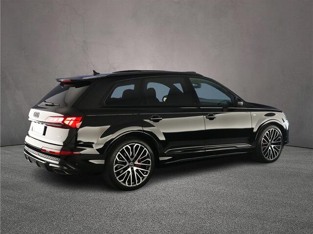 Audi Q7 60 TFSI e quattro Pro Line S Competition | Advanced onderstel | HD-Matrix lazer | Headup | Pano | 4-wiel best. | Oled | Trekhaak | Optiek zwart | B&O 3D |