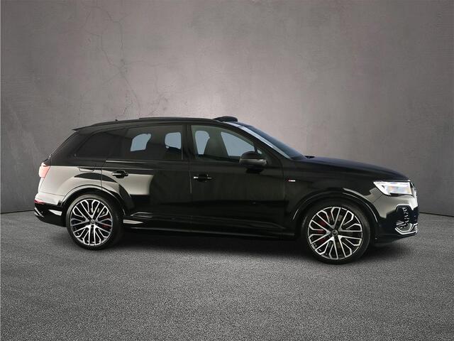 Audi Q7 60 TFSI e quattro Pro Line S Competition | Advanced onderstel | HD-Matrix lazer | Headup | Pano | 4-wiel best. | Oled | Trekhaak | Optiek zwart | B&O 3D |