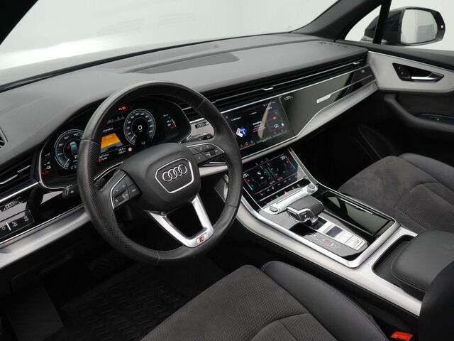Audi Q7 60 TFSI e 462 pk Tiptronic quattro Competition | Barrique Bruin Metallic | Panoramadak | Standkachel | Trekhaak | Luchtvering | 21 inch