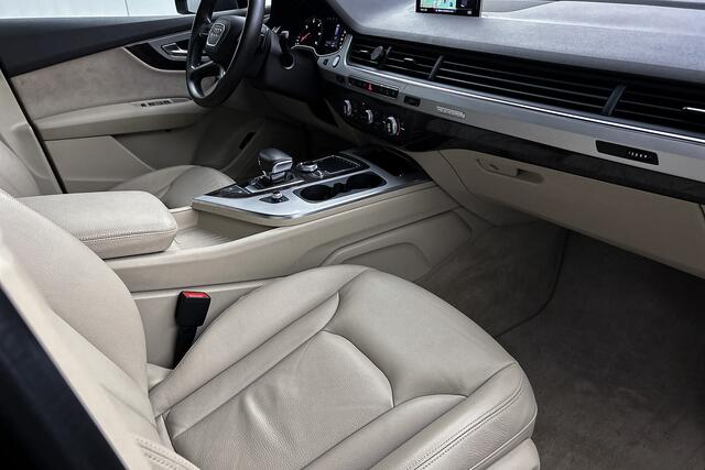 Audi Q7 3.0 TDI ultra quattro Pro Line S 7p | Leder | Trekhaak | Panoramadak | S-line exterieur