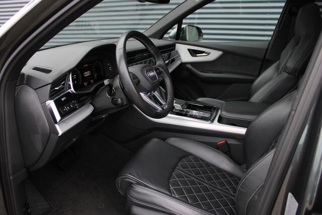 Audi Q7 55 TFSI e quattro S-Line Full-LED Panoramadak Elek-Trekhaak RS-Zetels