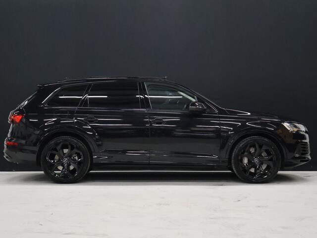 Audi Q7 55 TFSI e quattro Sport S [SCHUIFKANTELDAK, ADAPTIVE CRUISE, 360 CAMERA, TREKHAAK INKLAPBAAR, MEMORY SEATS, LUCHTVERING, STOELMASSAGE, APPLE CARPLAY, ANDROID, STUURVERWARMING, STOELVENTILATIE, STOELVERWARMING, VOL LED