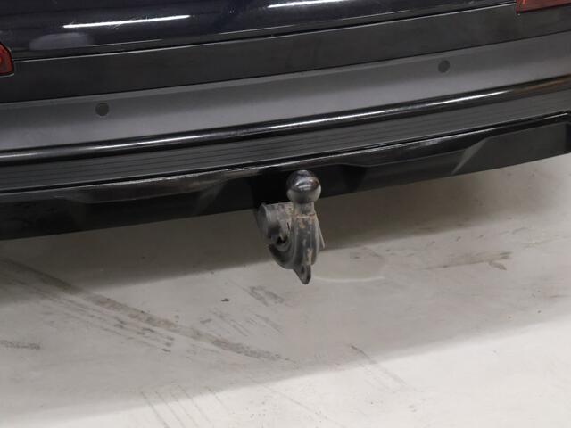 Audi Q7 55 TFSI e quattro Sport S [SCHUIFKANTELDAK, ADAPTIVE CRUISE, 360 CAMERA, TREKHAAK INKLAPBAAR, MEMORY SEATS, LUCHTVERING, STOELMASSAGE, APPLE CARPLAY, ANDROID, STUURVERWARMING, STOELVENTILATIE, STOELVERWARMING, VOL LED